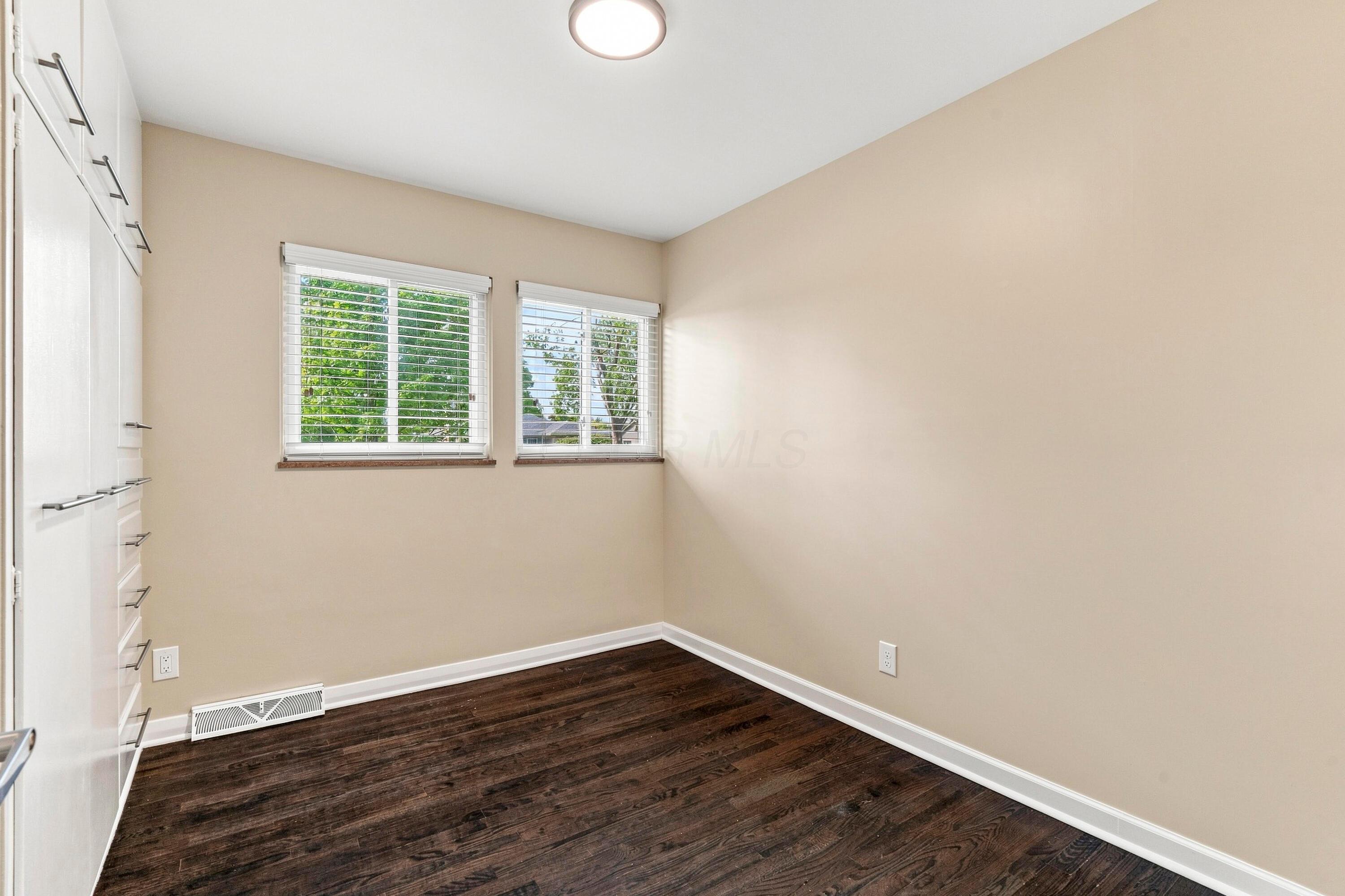 1950 Langham Road Upper Arlington, OH 43221 - Photo 22 of 54 Bedroom #1