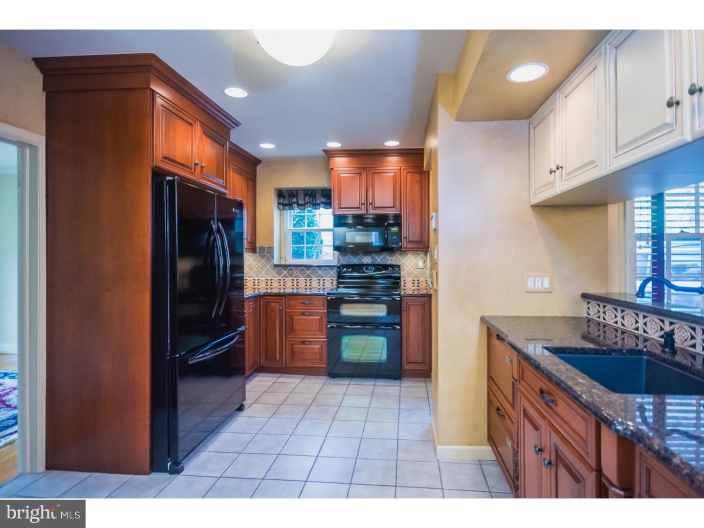 65 East Levering Mill Road Bala Cynwyd, PA 19004 - Photo 7 of 22 Kitchen