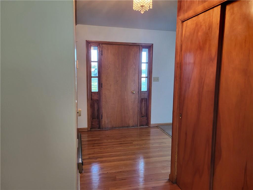 316 Bullcreek Road Butler, PA 16002 - Photo 2 of 34 Front Entry