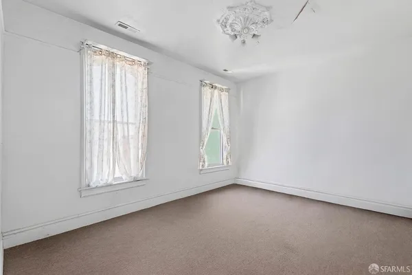 $995,000 | 1134-1136 Treat Avenue, San Francisco, CA 94110