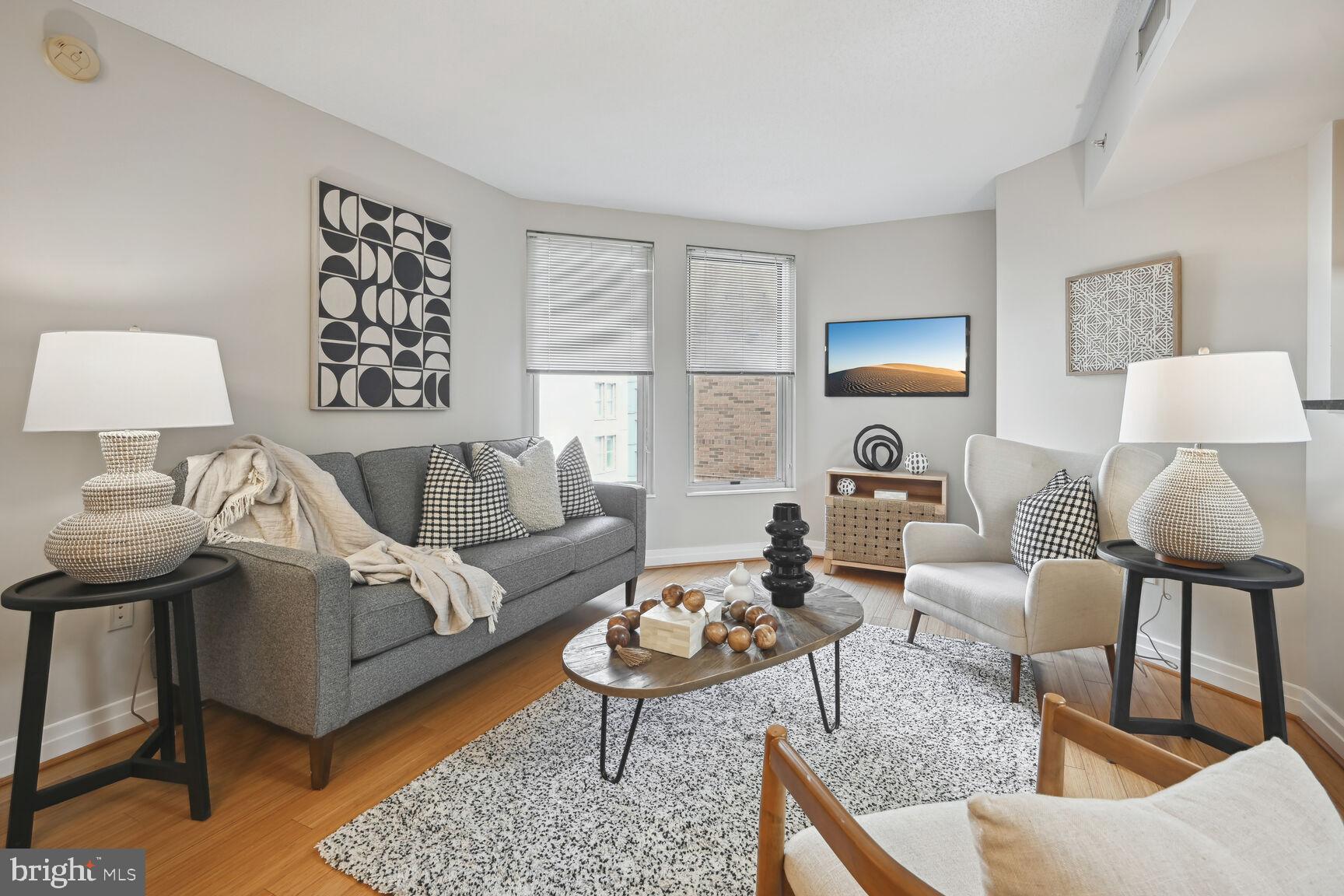 915 E Street Northwest, Unit 903 Washington, DC 20004 - Photo 5 of 23