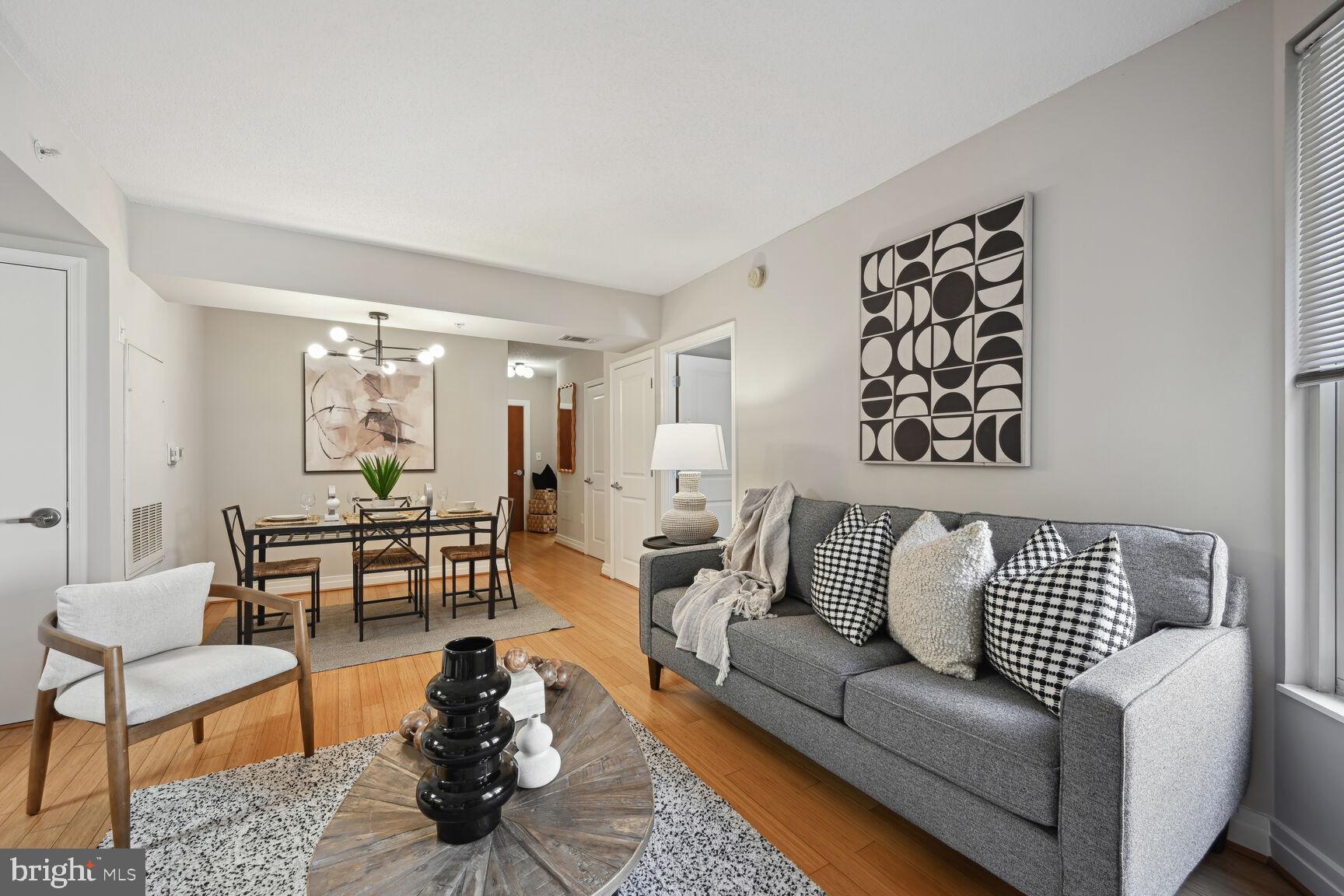 915 E Street Northwest, Unit 903 Washington, DC 20004 - Photo 6 of 23