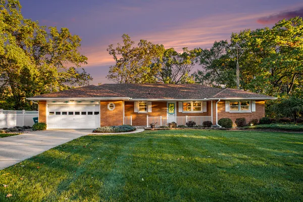 $469,900 | 4779 Fishing Pole Lane, Vicksburg, MI 49097