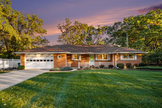 $469,900 | 4779 Fishing Pole Lane, Vicksburg, MI 49097