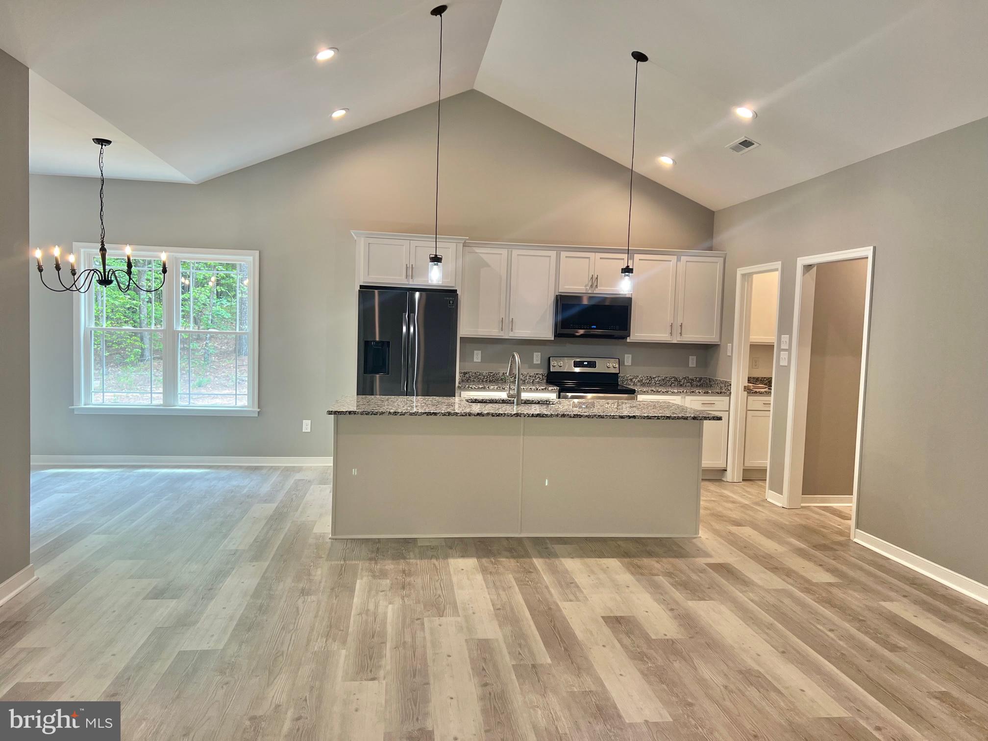 254 Rainbow Ridge Bumpass, VA 23024 - Photo 3 of 41