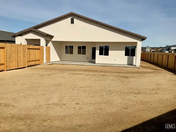 $574,900 | Undisclosed Address, Bakersfield, CA 93307