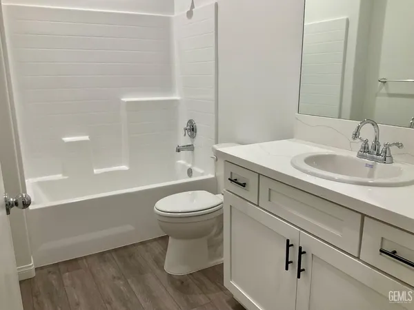 $574,900 | Undisclosed Address, Bakersfield, CA 93307