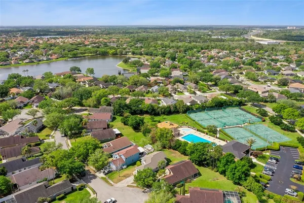 $529,900 | 271 Wescliff Drive, Ocoee, FL 34761