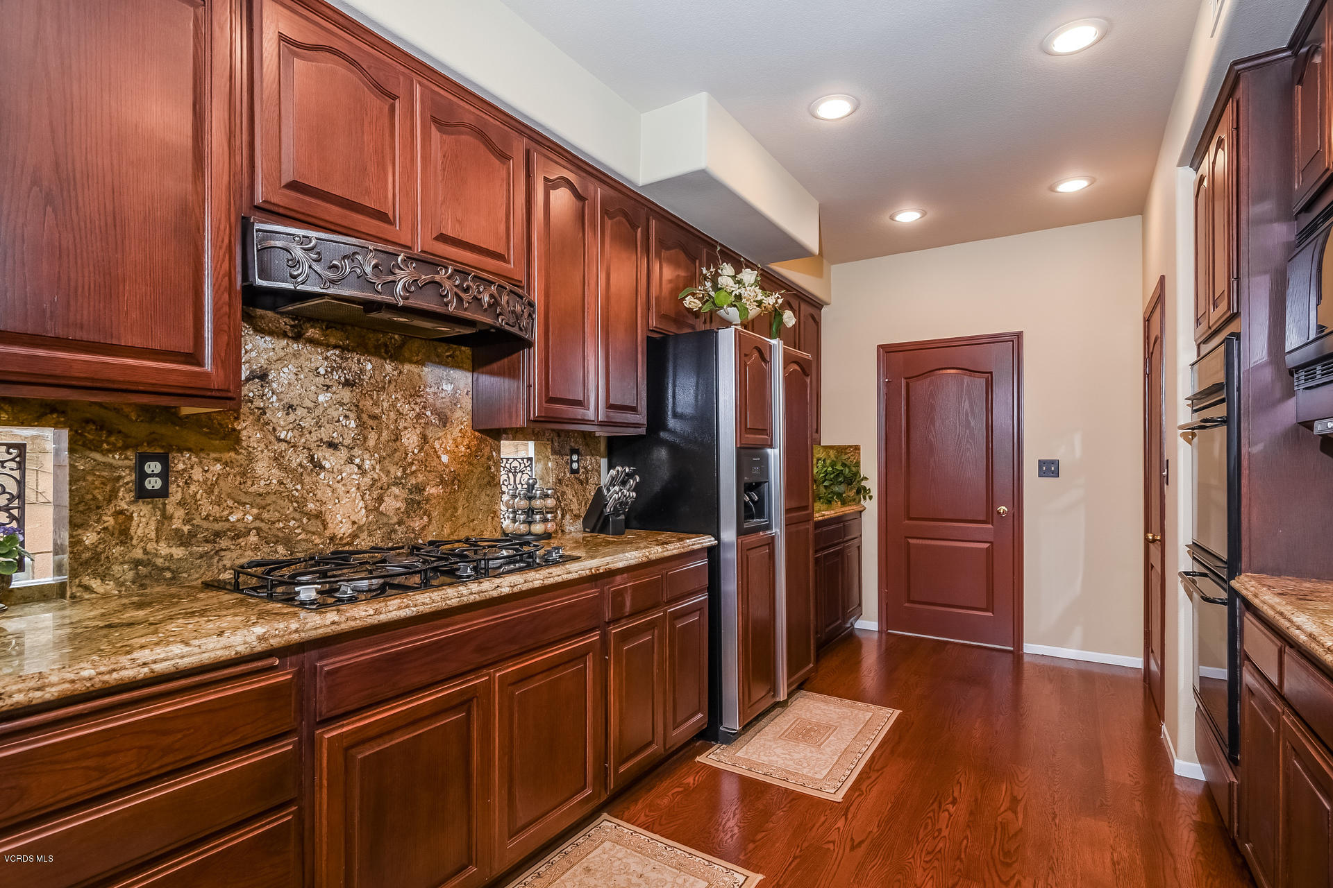 4365 Timberdale Road Moorpark, CA 93021 - Photo 22 of 57 020-photo-kitchen-6306158