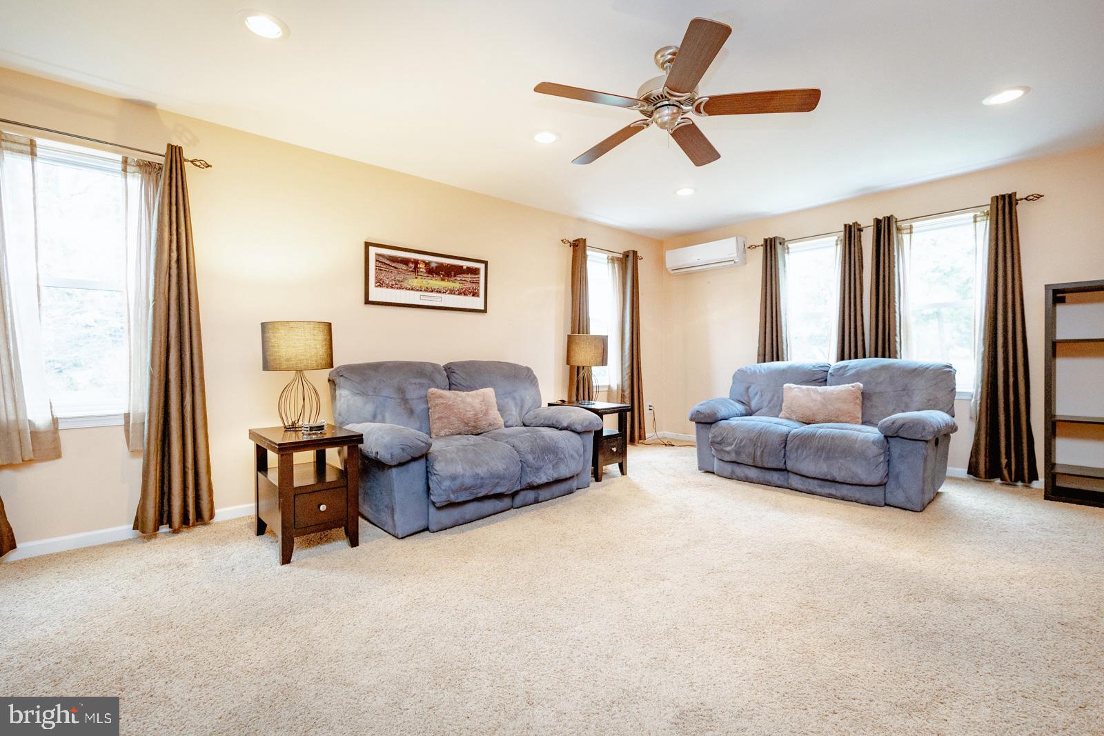 662 Welsh Road Philadelphia, PA 19115 - Photo 8 of 38