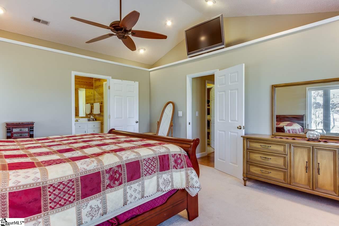 717 Praters Creek Road Pickens, SC 29671 - Photo 10 of 36