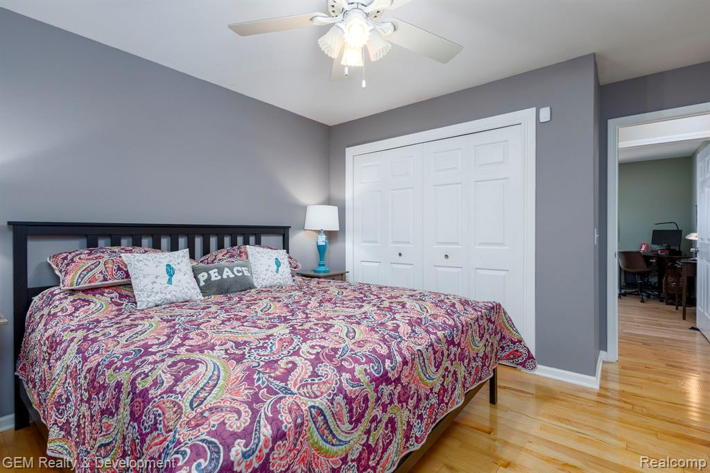 925 Sarah Road Pinckney, MI 48169 - Photo 21 of 56