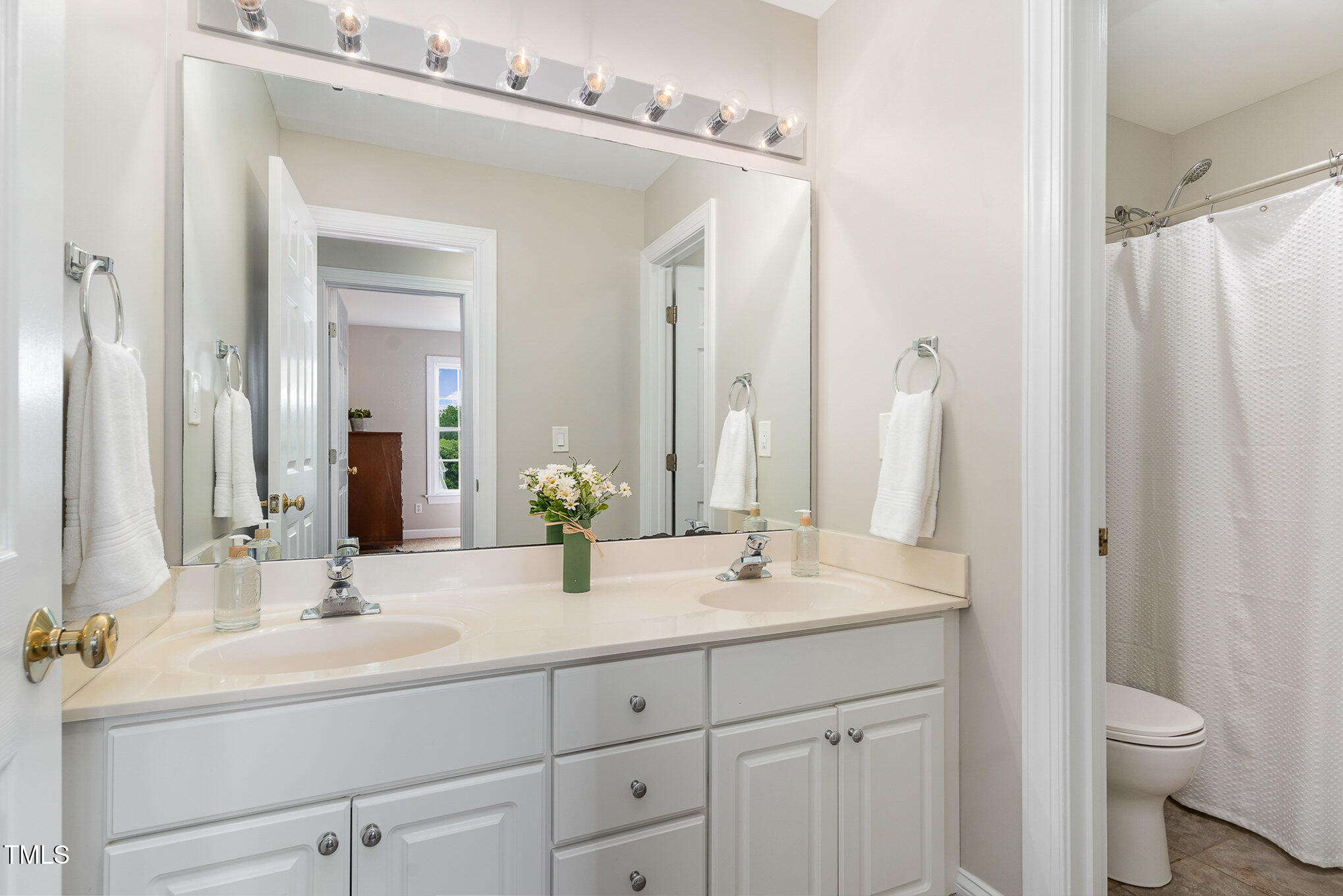 8816 Valley Springs Place Raleigh, NC 27615 - Photo 25 of 37 026_dsc00105-edit_404