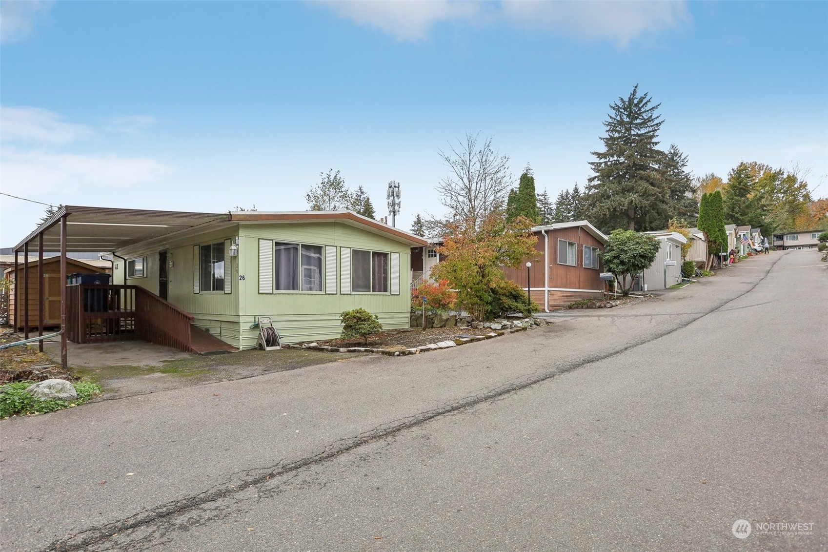 23708 Locust Way, Unit 26 Bothell, WA 98021 - Photo 2 of 22 Gallery Image 2