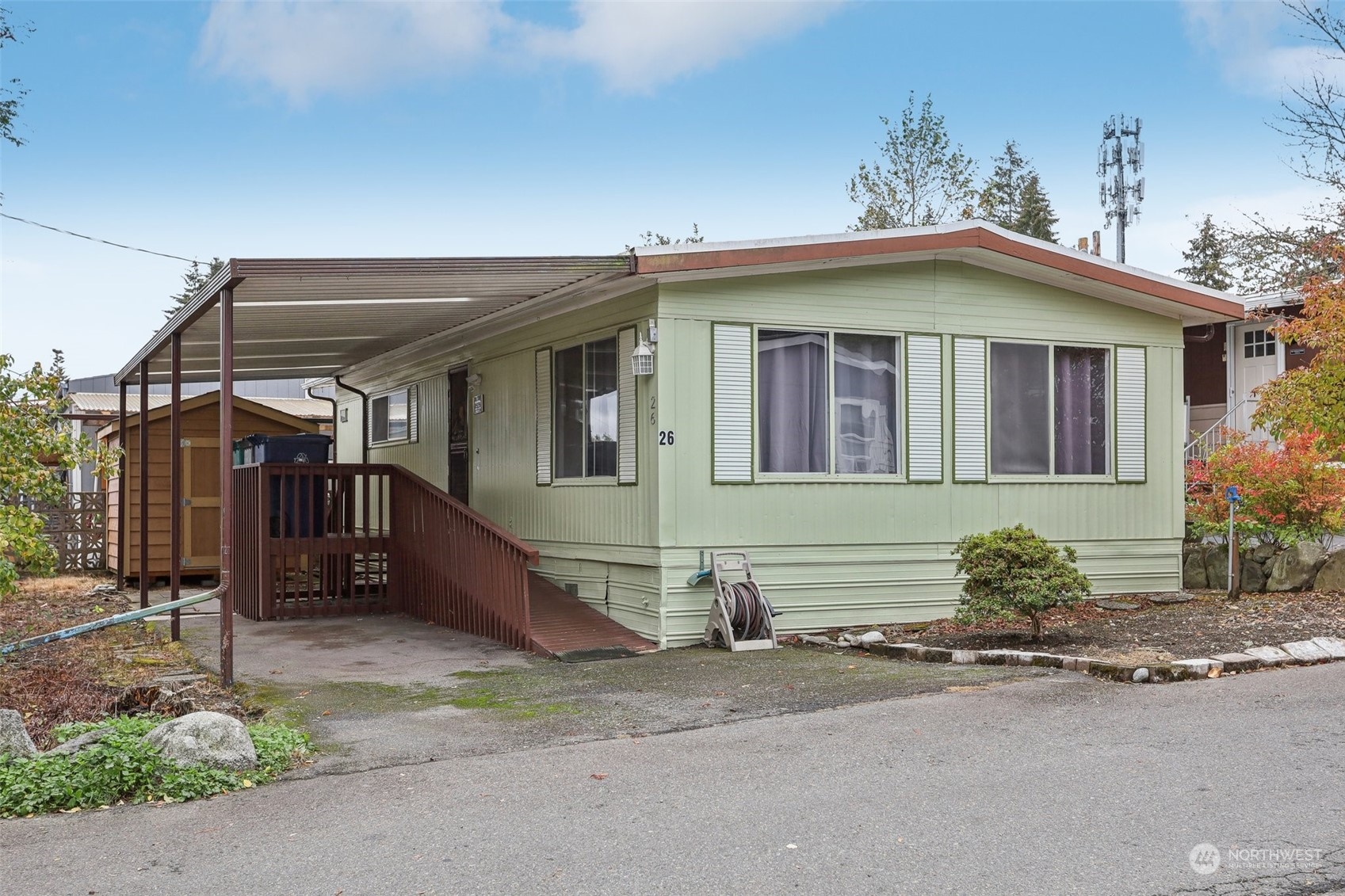 23708 Locust Way, Unit 26 Bothell, WA 98021 - Photo 3 of 22 Gallery Image 3