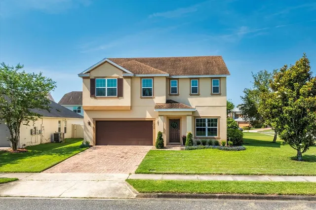 $600,000 | 15058 Sawgrass Bluff Drive, Winter Garden, FL 34787