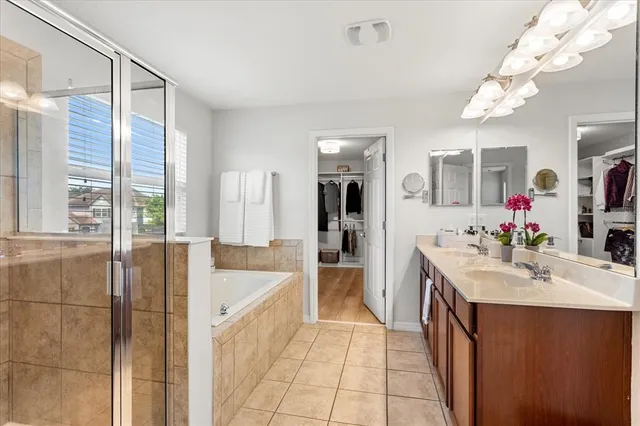 $600,000 | 15058 Sawgrass Bluff Drive, Winter Garden, FL 34787