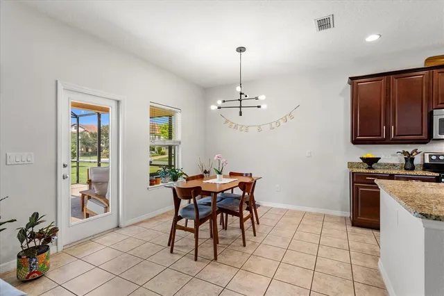 $600,000 | 15058 Sawgrass Bluff Drive, Winter Garden, FL 34787