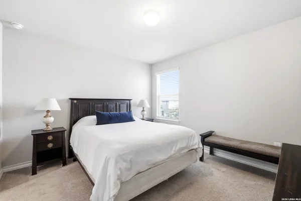 $2,300 | 5602 Chestnut Crossing, San Antonio, TX 78259