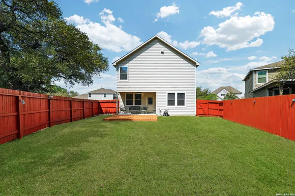 $2,300 | 5602 Chestnut Crossing, San Antonio, TX 78259