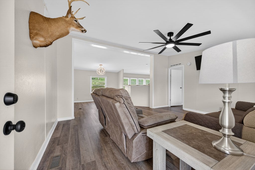 1439 Ivanhoe Road Max Meadows, VA 24360 - Photo 11 of 50 Gallery Image 11