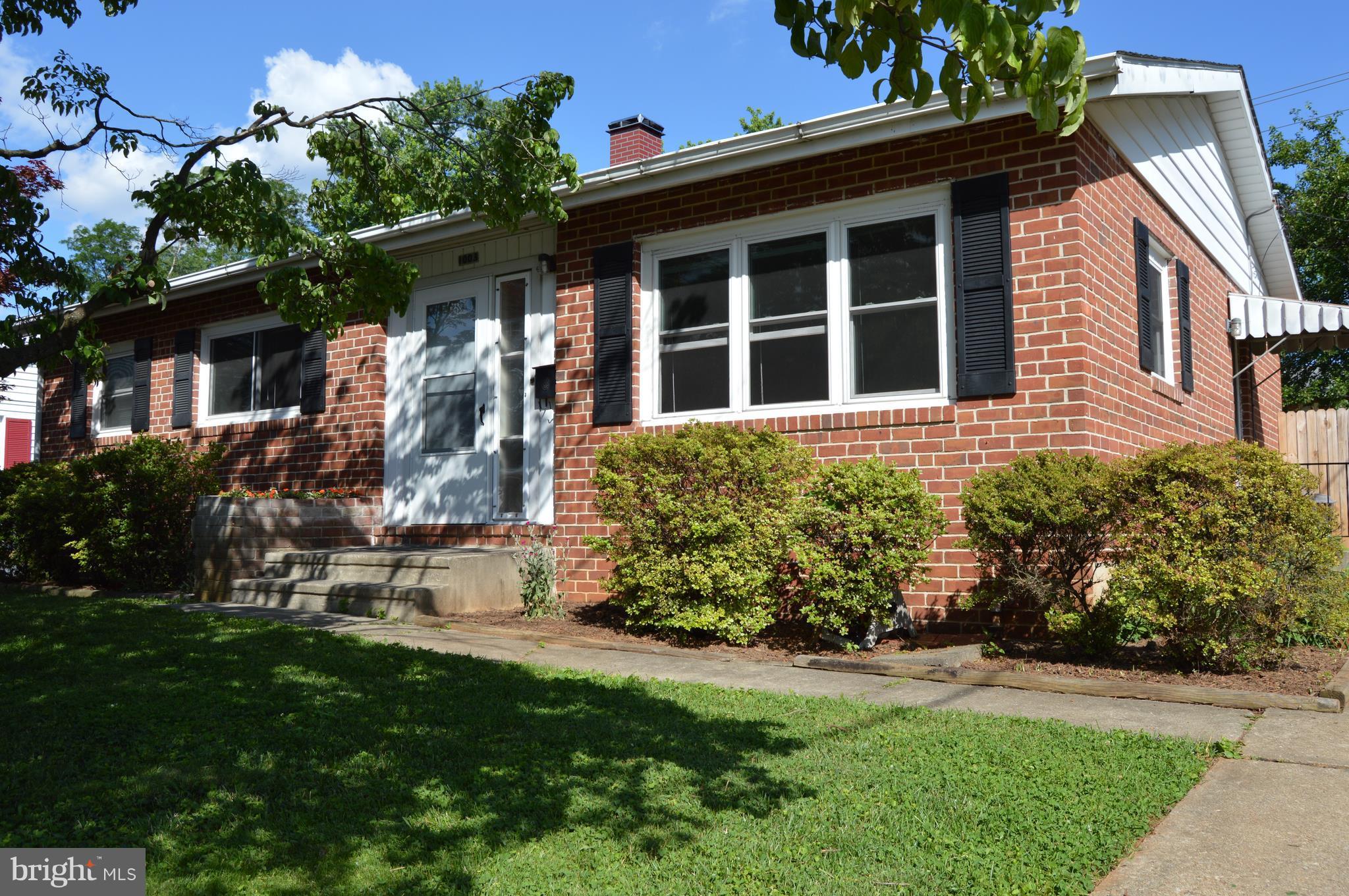 1003 Hartmont Road Catonsville, MD 21228 - Photo 2 of 29 Exterior (Front)