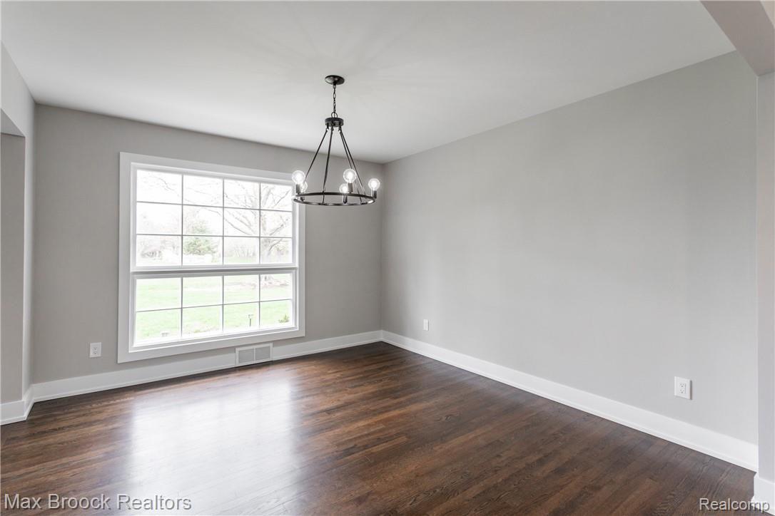 4705 Quarton Road Bloomfield Hills, MI 48301 - Photo 12 of 43 Quarton Dining Area