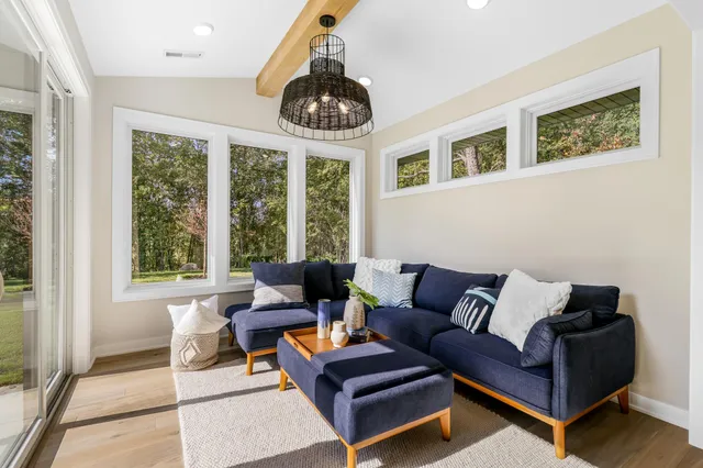 $949,000 | 7811 146th Terrace, Savage, MN 55378