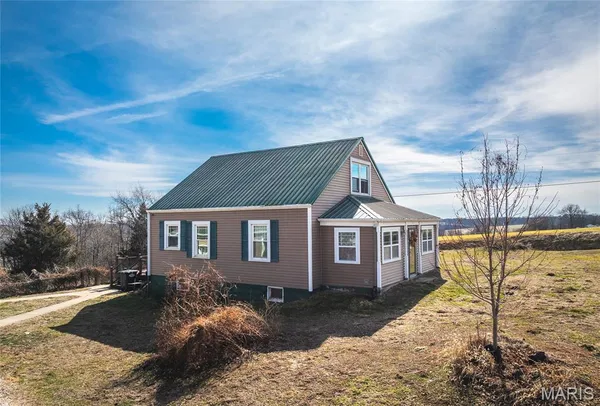 $220,000 | 1148 Ridge Road, Brussels, IL 62013