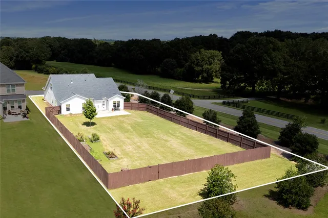 $415,000 | 301 Valley Oak Drive, Belton, SC 29627