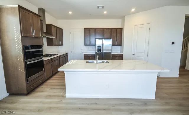 $3,690 | 552 Parkwind Lane, Las Vegas, NV 89138