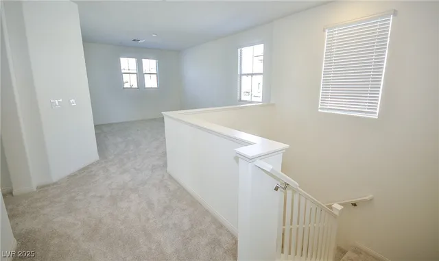 $3,690 | 552 Parkwind Lane, Las Vegas, NV 89138