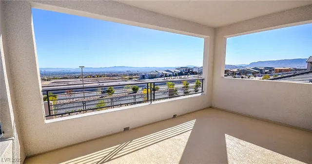 $3,690 | 552 Parkwind Lane, Las Vegas, NV 89138