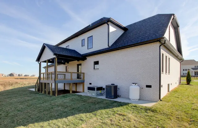 $885,000 | 701 Sandringham Court, Clarksville, TN 37043