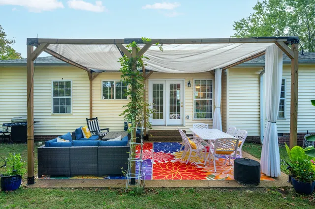 $389,900 | 221 Mckenzie Lane, Summertown, TN 38483