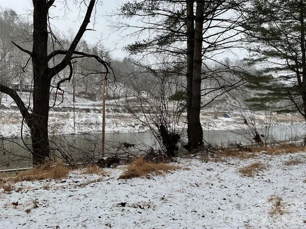 $160,000 | 0 Nc Highway, Green Mountain, NC 28740