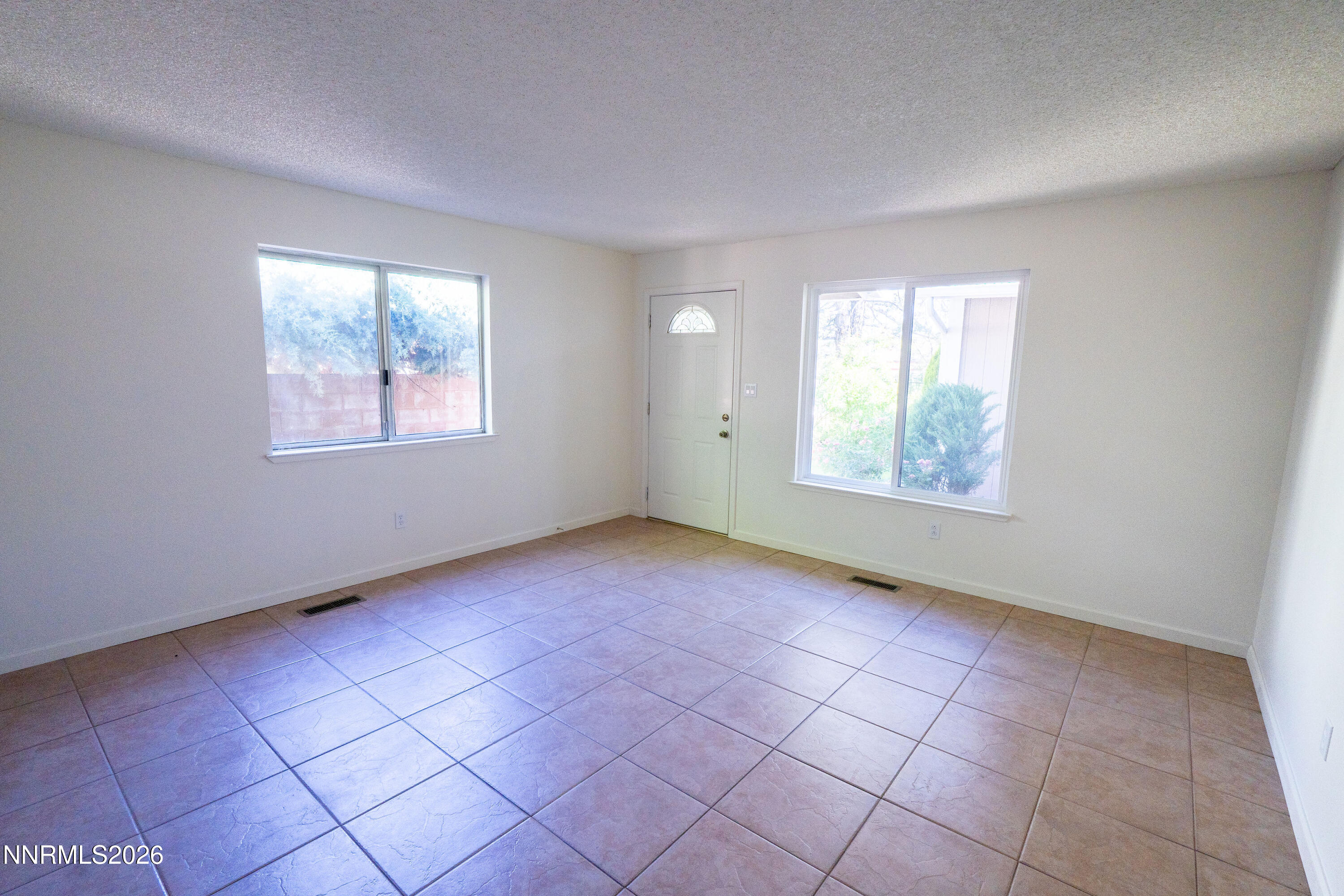 6450 Lotus Street Reno, NV 89506 - Photo 11 of 26 AR504297-HDR