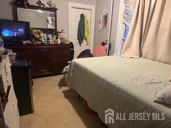 $630,000 | 130 Catalpa Avenue, Perth Amboy, NJ 08861