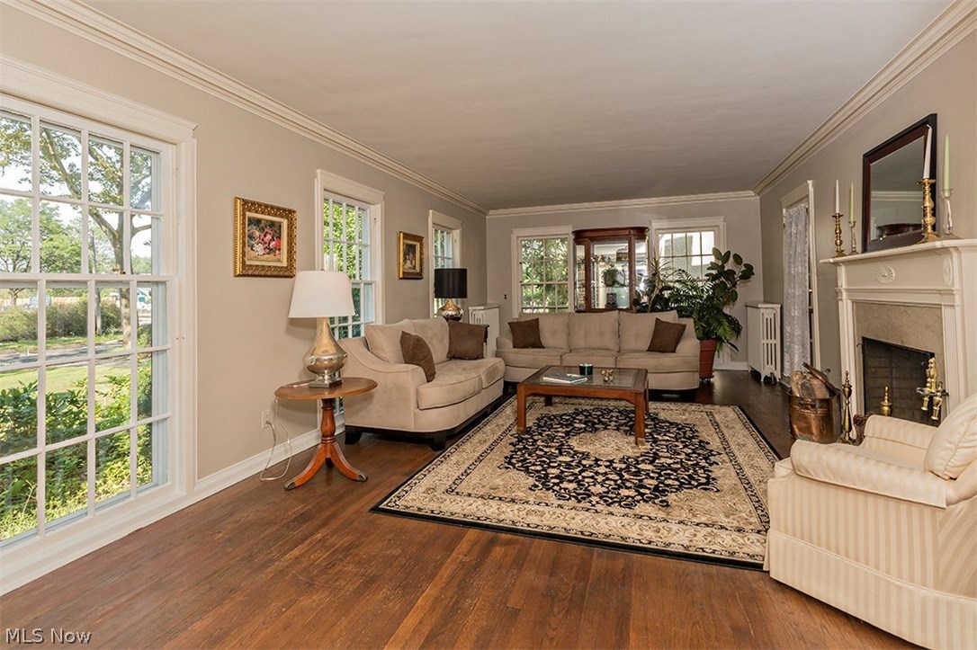 15015 Onaway Road Cleveland, OH 44120 - Photo 9 of 35