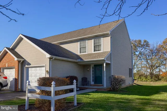 $325,000 | 4003 Parkside Court, Mount Joy, PA 17552