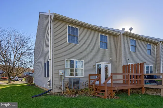 $325,000 | 4003 Parkside Court, Mount Joy, PA 17552