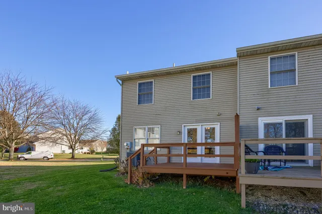 $325,000 | 4003 Parkside Court, Mount Joy, PA 17552