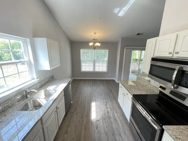 $2,100 | 4996 Southgate Parkway, Myrtle Beach, SC 29579