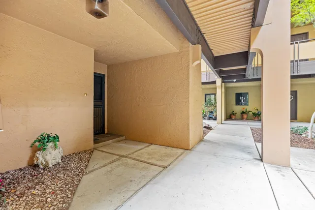 $440,000 | 200 P Street, Unit E11, Sacramento, CA 95814