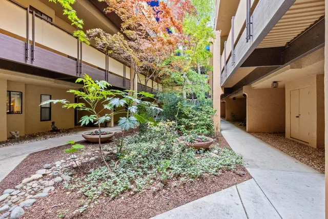 $440,000 | 200 P Street, Unit E11, Sacramento, CA 95814