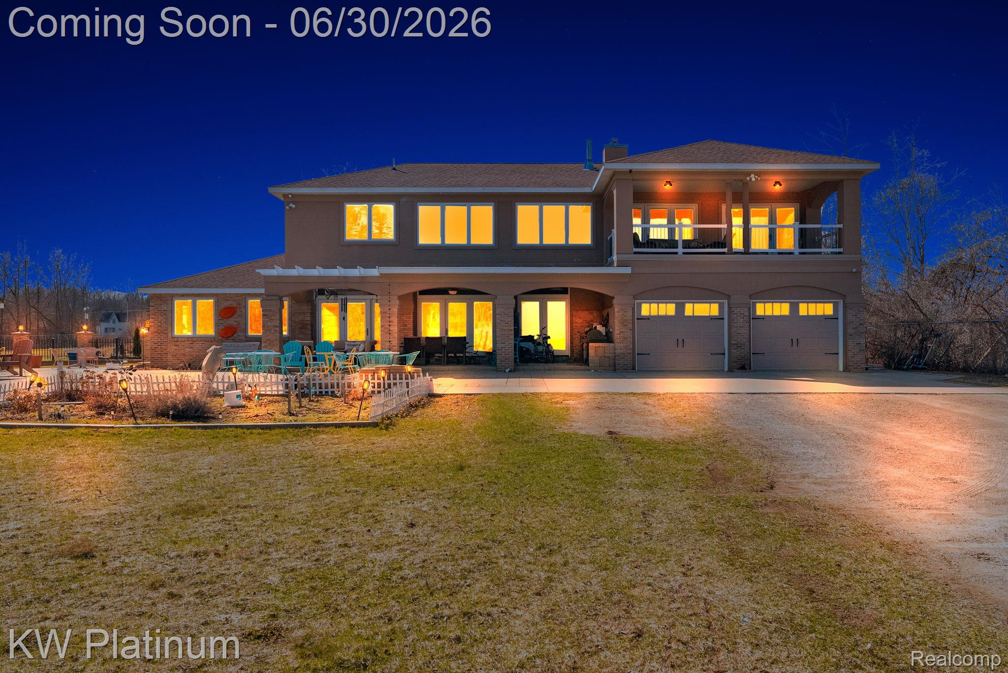 1-web-or-mls-DSC06124 twilight.jpg