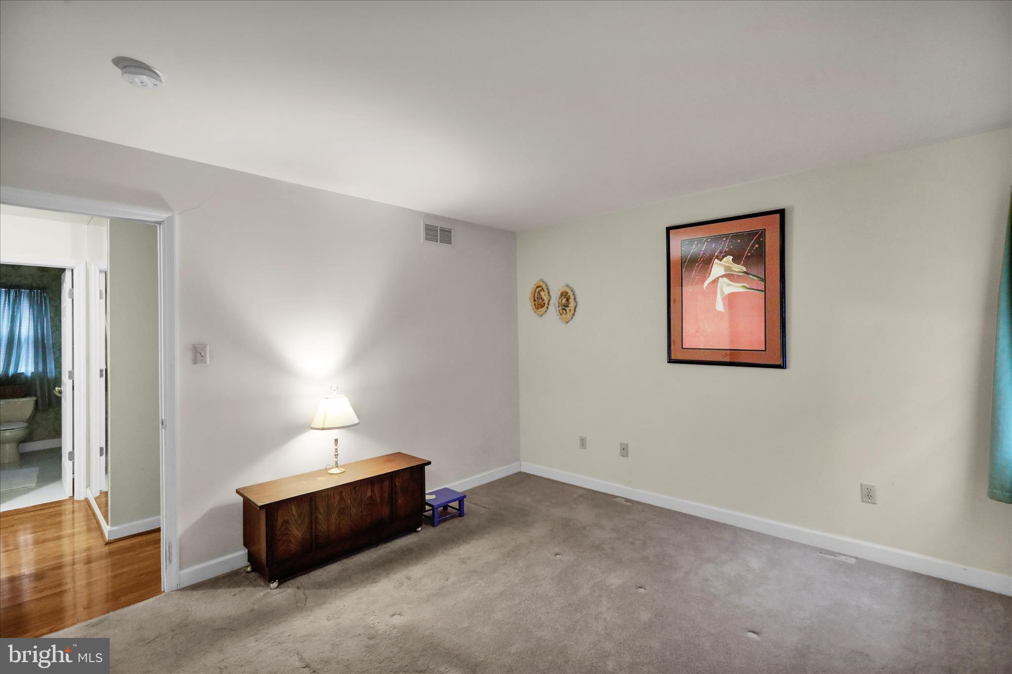 1189 Cedar Top Road Reading, PA 19607 - Photo 24 of 38 a view of a livingroom with furniture and window