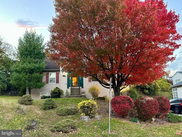 $399,900 | 1189 Cedar Top Road, Reading, PA 19607