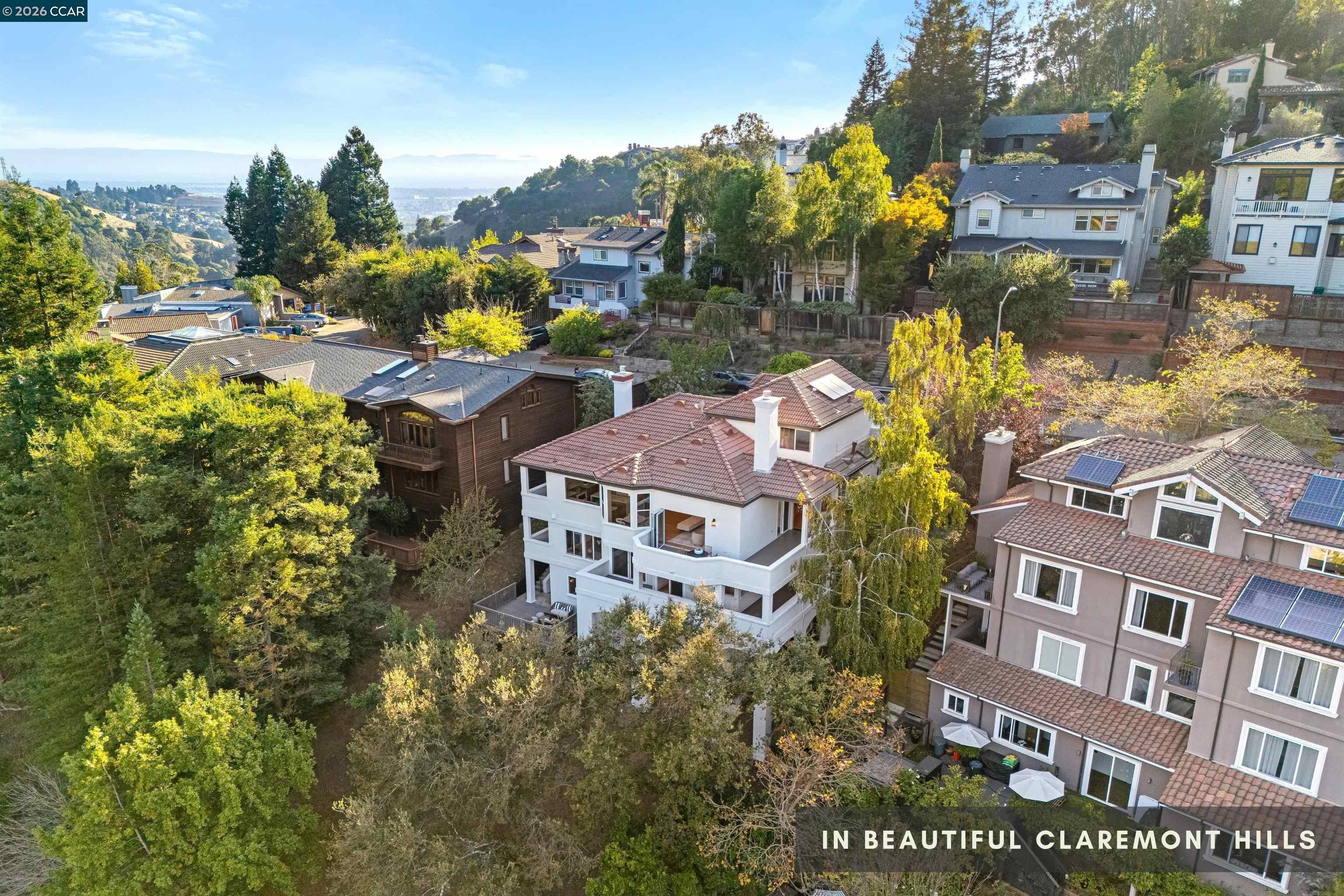6900 Charing Cross Road Berkeley, CA 94705 - Photo 2 of 94 Gallery Image 2