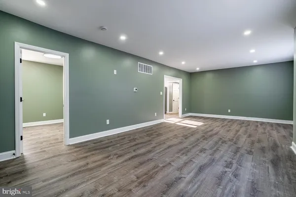 $2,050 | 95 New Freedom Road, Unit H1, Clementon, NJ 08021
